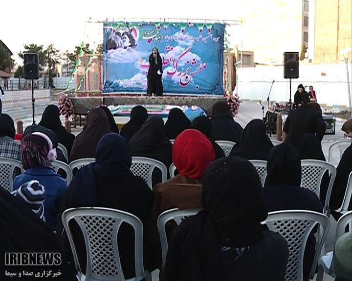 37 کیک تولد برای انقلاب؛ در جشن بانوان کرمانی