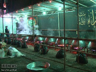 پخت 80 دیگ آش نذری در مراغه پخت 80 دیگ آش نذری در مراغه