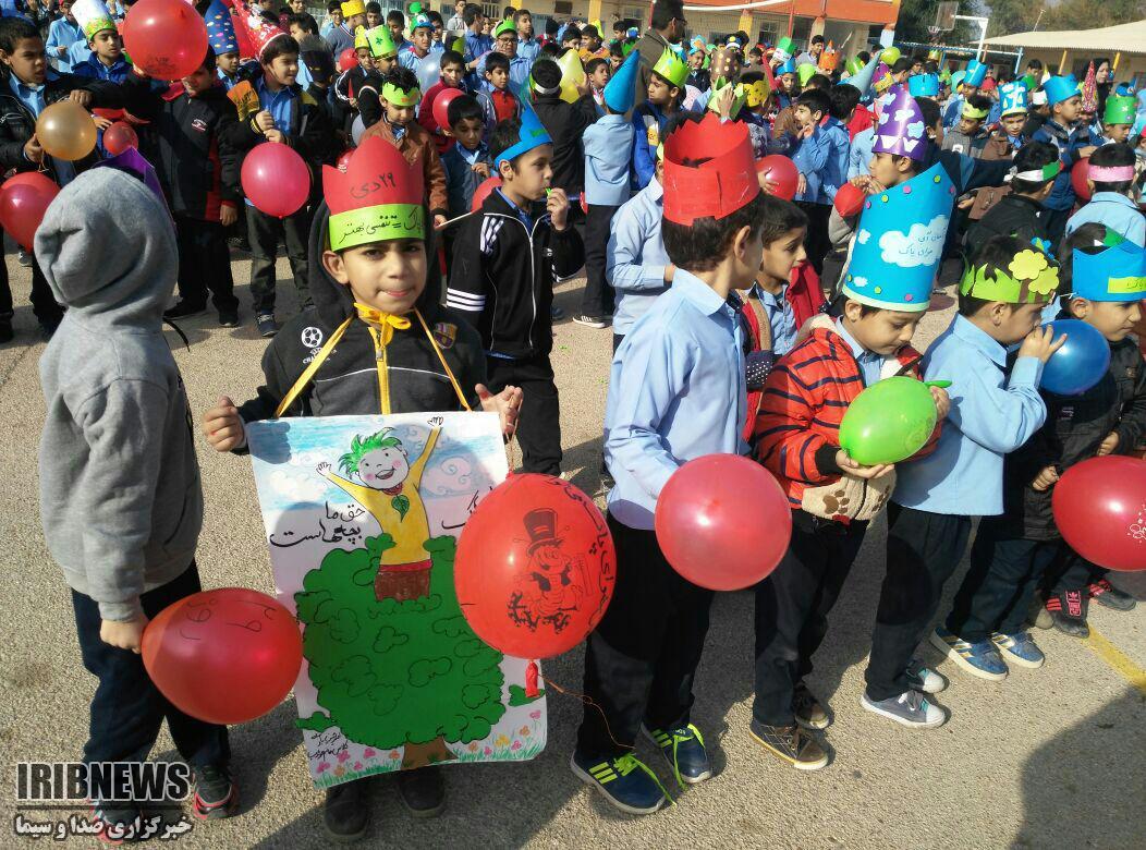 نواخته شدن زنگ هوای پاک در مدارس آبادان