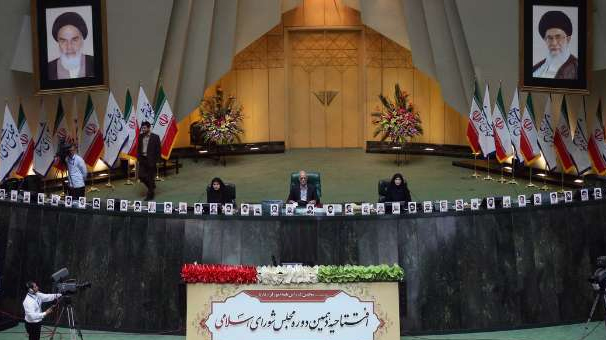 باید برای عبور از رکود چاره ای اساسی اندیشید +فیلم