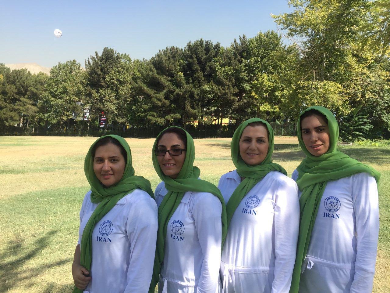 بانوان ملی پوش گلف با آمادگی کامل در مسابقات شرکت می کنند بانوان ملی پوش گلف با آمادگی کامل در مسابقات شرکت می کنند