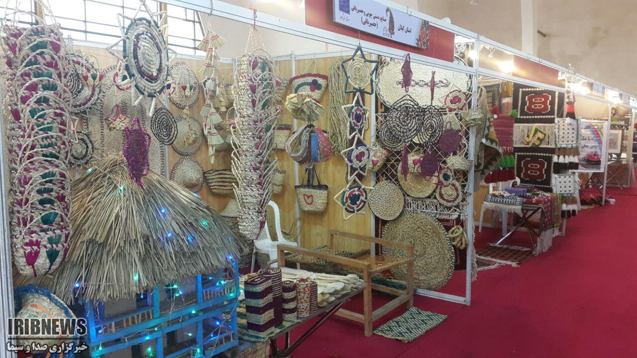 گشایش نمایشگاه ملی صنایع دستی در منطقه آزاد انزلی گشایش نمایشگاه ملی صنایع دستی در منطقه آزاد انزلی
