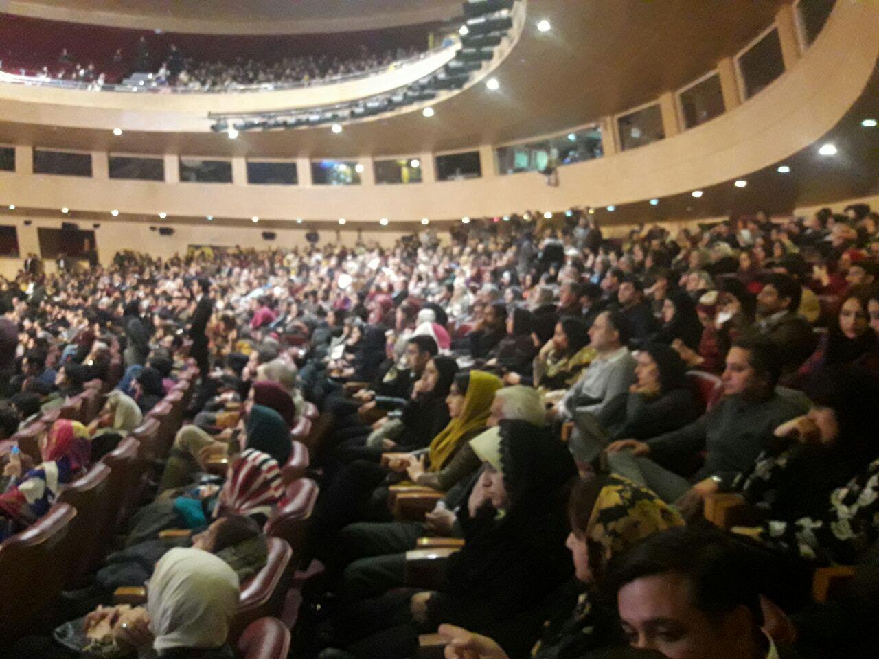 آغاز ایین گشایش بخش ملی جشنواره فیلم فجر