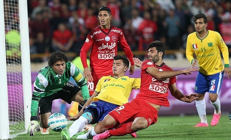 مصاف طلایی پوشان و سرخپوشان در آبادان