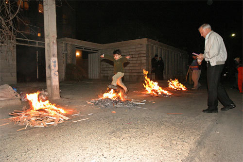 چهارشنبه سوری بدون حادثه در چهارمحال و بختیاری چهارشنبه سوری بدون حادثه در چهارمحال و بختیاری