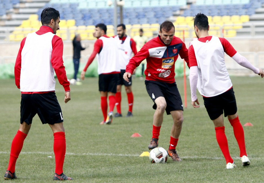 برانکو 21 سرخپوش را به خط کرد