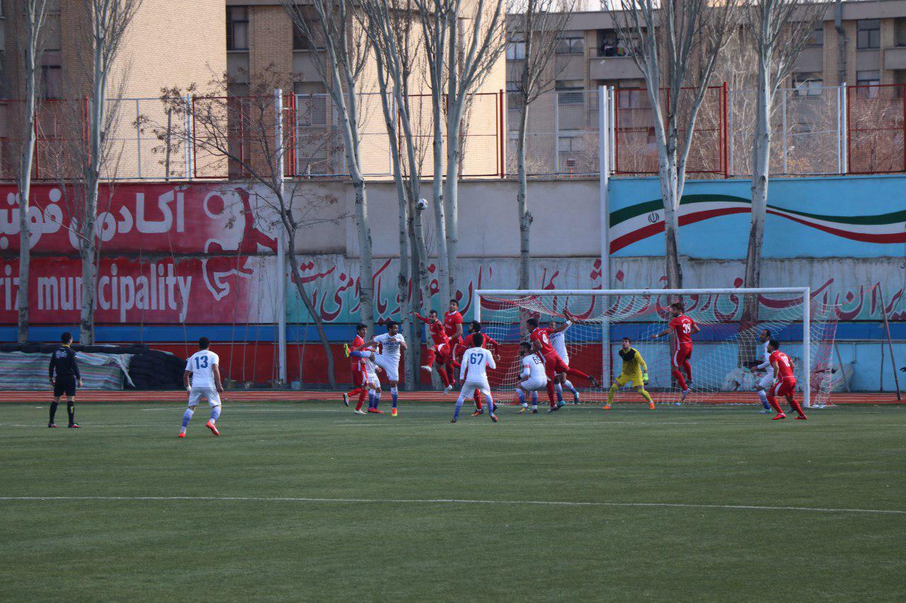 فوتبال دسته یک ؛ تساوی شهرداری و نساجی