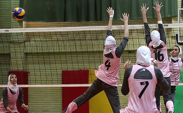 ملی پوشان ایران مغلوب هنگ کنگ شدند ملی پوشان ایران مغلوب هنگ کنگ شدند