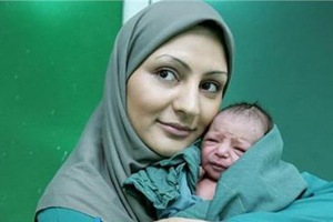 توزیع سبد غذایی بین مادران باردار دارای سوء تغذیه توزیع سبد غذایی بین مادران باردار دارای سوء تغذیه