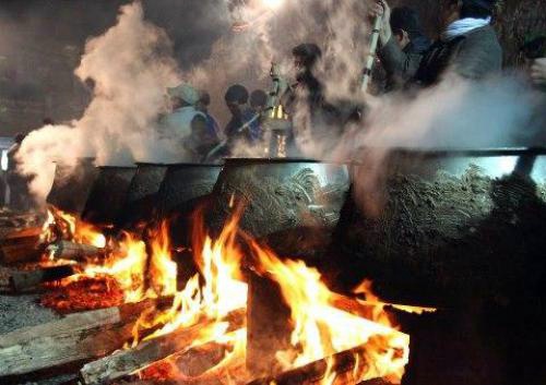 پخت نذری اهل سنت لارستان پخت نذری اهل سنت لارستان