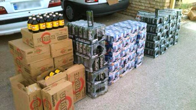 توقیف محموله نوشیدنی های قاچاق در دهلران