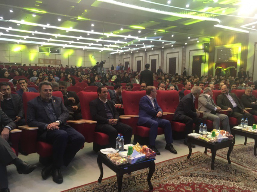 وظیفه ما به عنوان بزرگترین نهاد اجتماعی در حاکمیت، خدمتگزاری توام با خوشرویی است