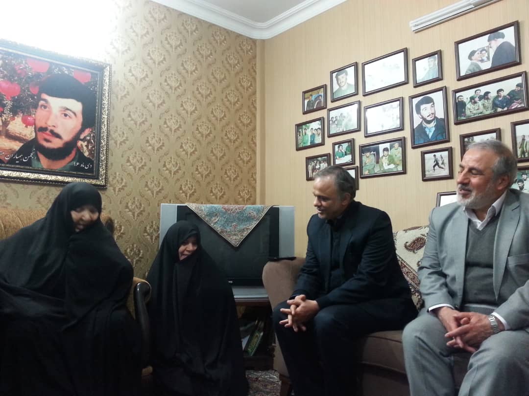 حضور استاندار خراسان رضوی درنخستین روز کاری خود در گلزار شهدا