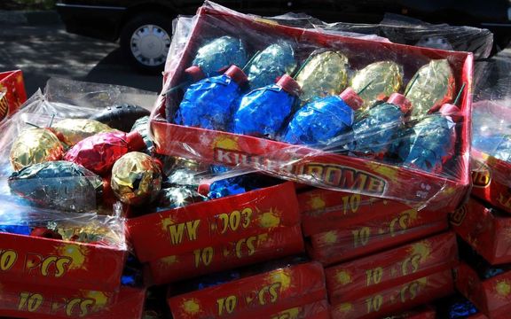 کشف بیش از ۱۶ هزار عددمواد محترقه در شهرستان البرز