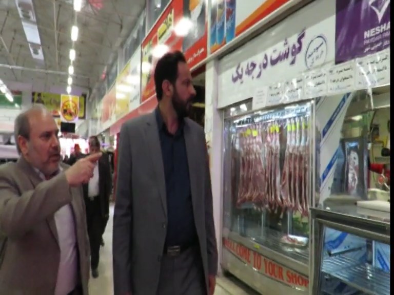 بازدید سرزده فرماندار از بازار مرکزی و مراکز فروش خمینی شهر