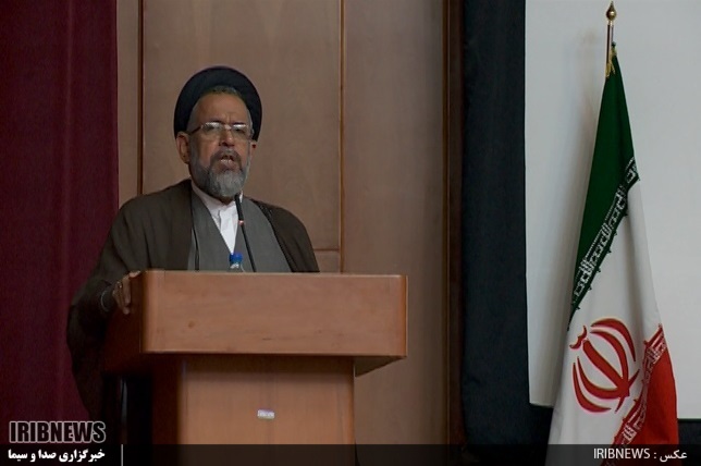 مدیران ، فرصت خدمتگزاری به مردم را قدر بدانند .