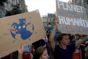 مردم فرانسه با برپایی تظاهرات خواستار سیاست های آب و هوایی قطعی شدند