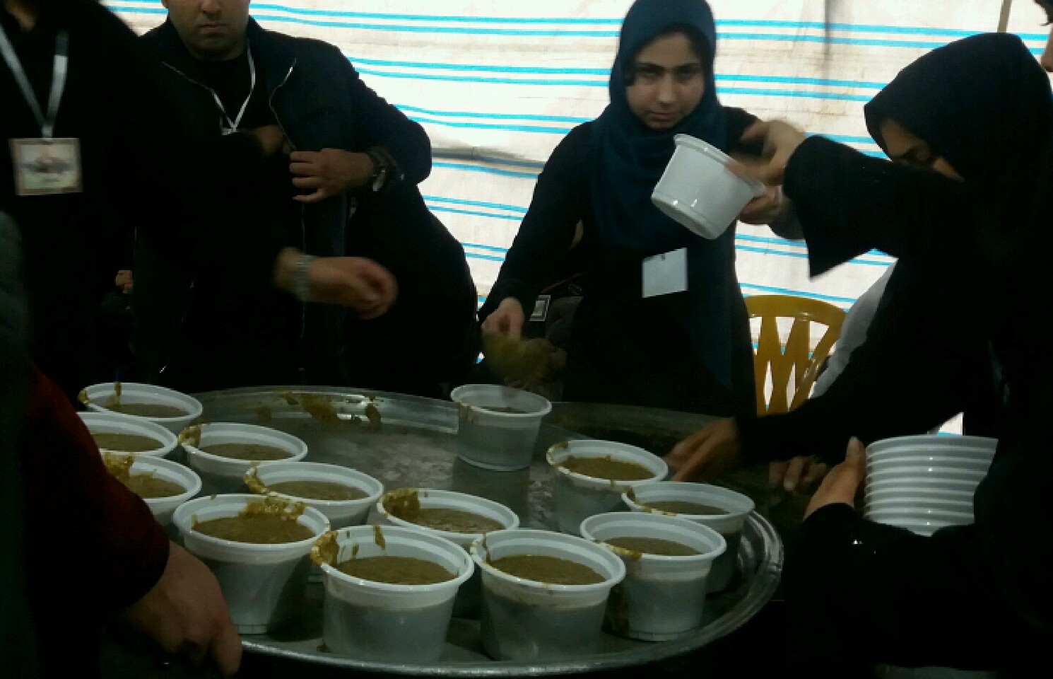 پخت آش نذری 10 تنی در صومعه سرا پخت آش نذری 10 تنی در صومعه سرا