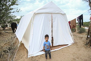 فعالیت مددکاران برای کاهش حوادث اجتماعی مناطق سیل زده