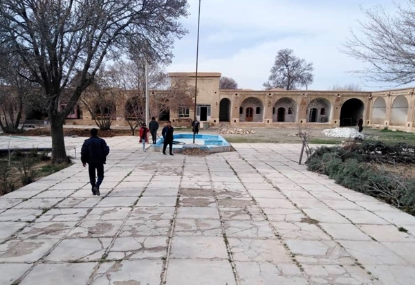 کاروانسرای تاریخی صفاشهر پذیرای گردشگران کاروانسرای تاریخی صفاشهر پذیرای گردشگران