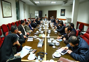 مرغ باید با قیمت مصوب ستاد تنظیم بازار، ۱۱ هزار و پانصد تومان عرضه شود