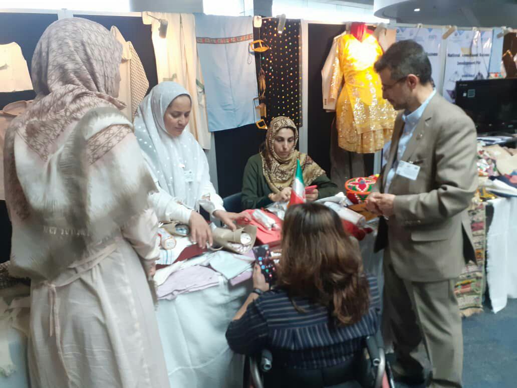 عرضه صنایع دستی بیرجند در ۲۰ نمایشگاه داخلی و خارجی عرضه صنایع دستی بیرجند در ۲۰ نمایشگاه داخلی و خارجی