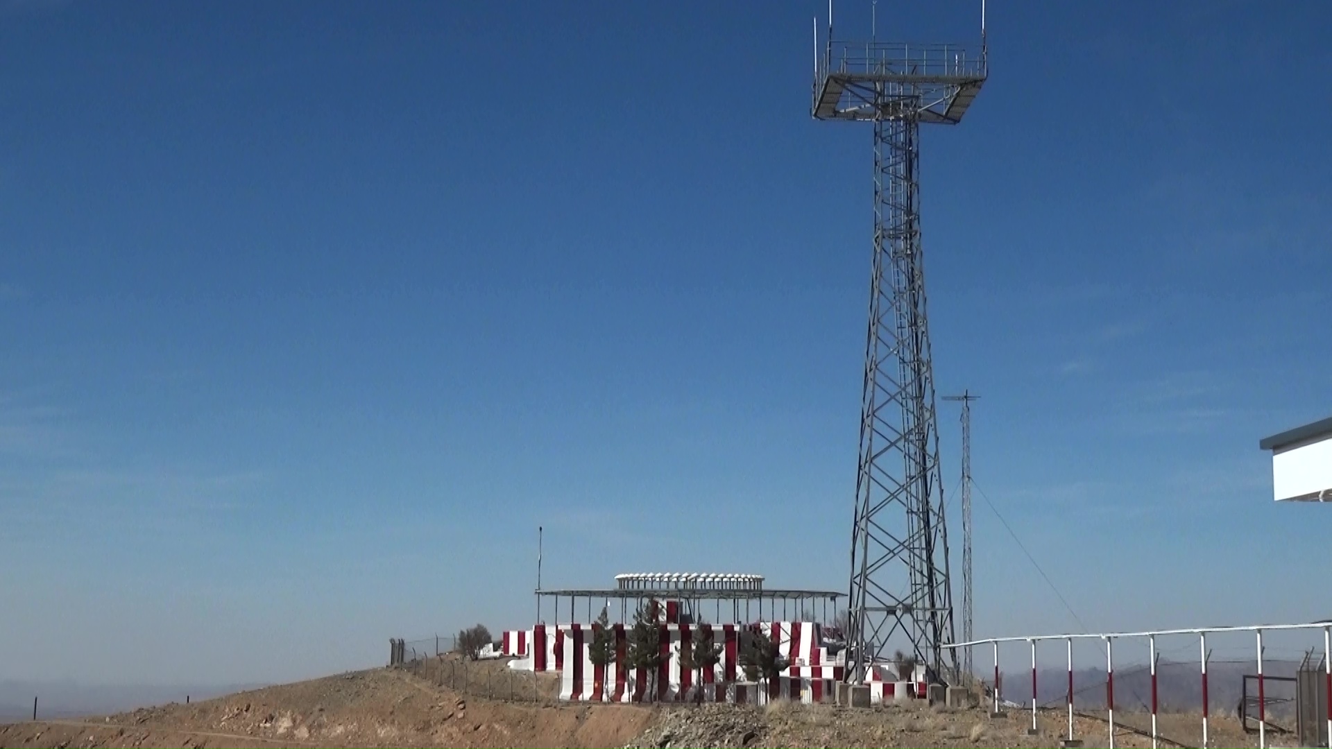 بهره برداری از ایستگاه ارتباطی ناوبری در منطقه تقی قنبر بیرجند بهره برداری از ایستگاه ارتباطی ناوبری در منطقه تقی قنبر بیرجند