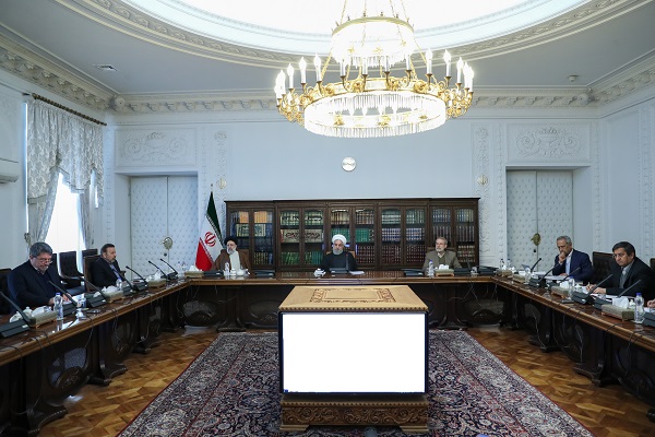 بررسی آخرین تحولات اقتصادی و بودجه