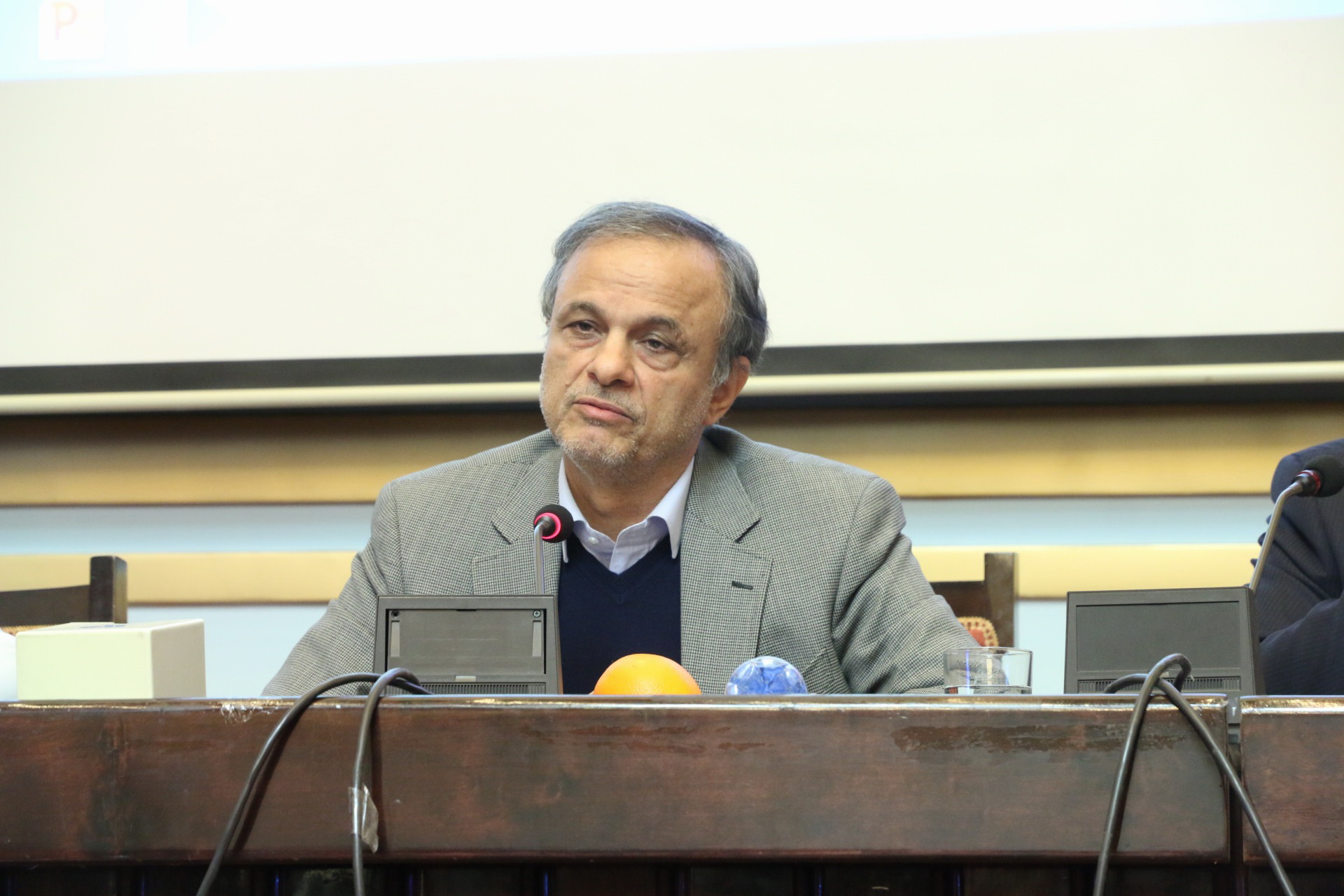 پیام تبریک استاندار خراسان رضوی به مناسبت روز شوراها