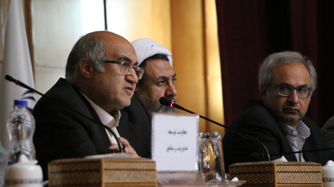 نماینده ولی فقیه در استان کرمان:مدیران باید در پی گشایش کار مردم باشند