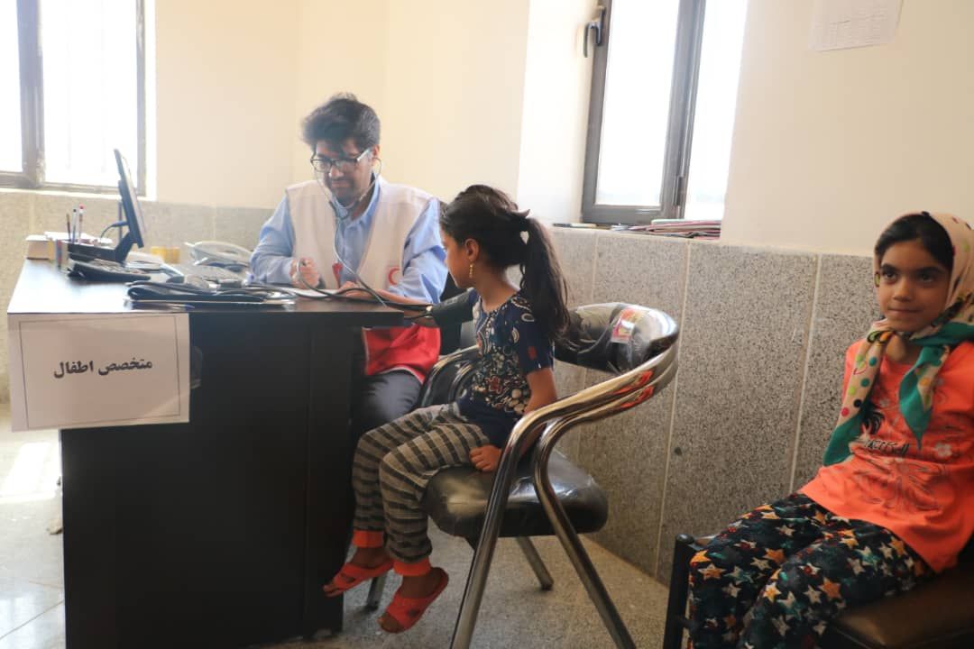 اعزام اولین کاروان سلامت هلال احمر  در درح سربیشه