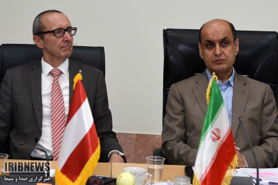 تاکید سفیر اتریش در ایران بر ظرفیتهای کم نظیر گلستان تاکید سفیر اتریش در ایران بر ظرفیتهای کم نظیر گلستان