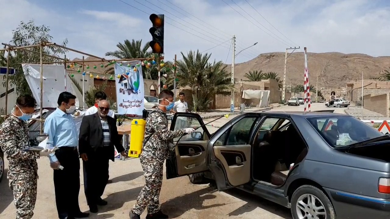 پایش سلامت 6 هزار و 300 نفر در ورودی ها و مناطق شهری و روستایی خوروبیابانک