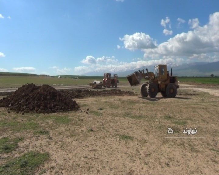 ساخت شهرک گلخانه‌ای در روستای علمدار نهاوند