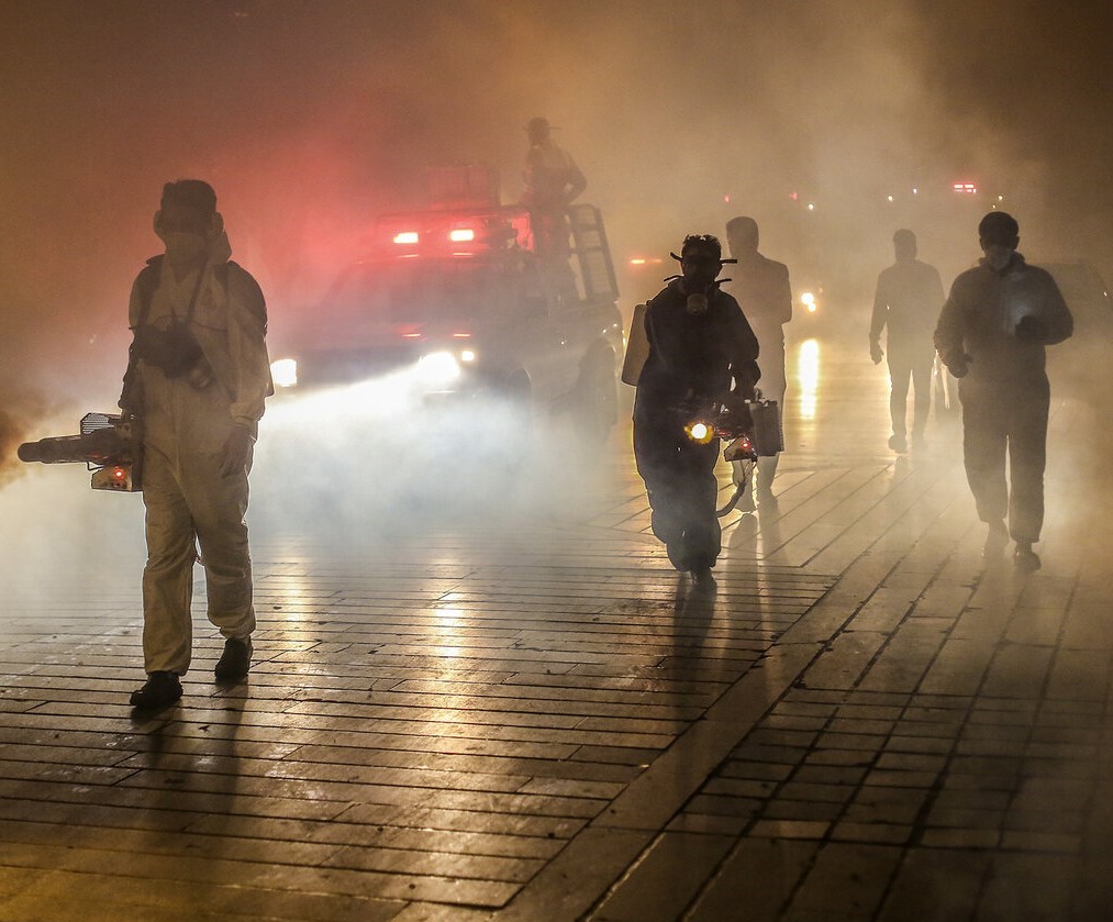 ضدعفونی روزانه ۵۰۰ نقطه از معابر شهری مشهد ضدعفونی روزانه ۵۰۰ نقطه از معابر شهری مشهد