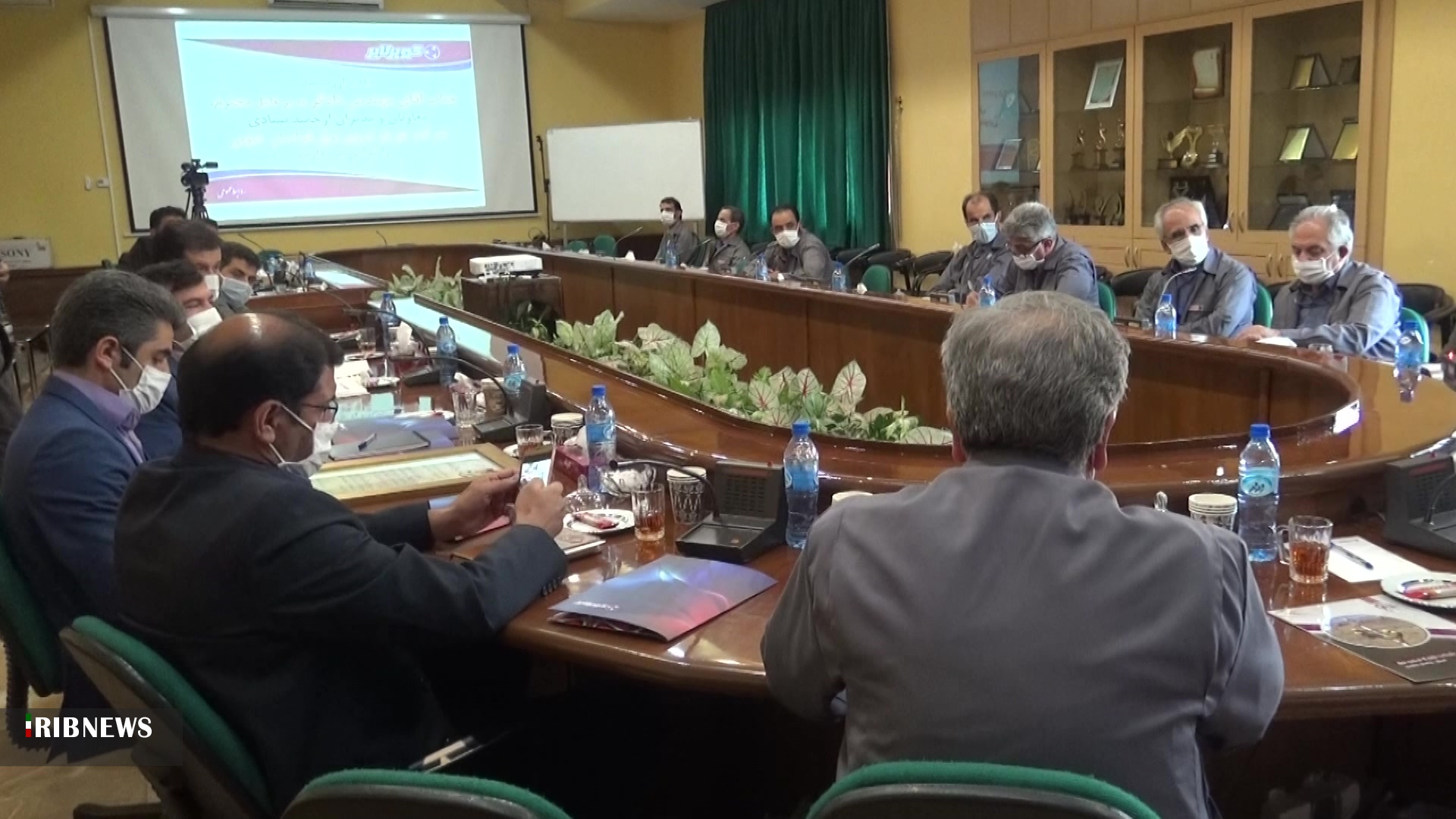 سرانه خاموشی مشترکین برق در خراسان جنوبی یک و هفت دهم میانگین کشوری است. سرانه خاموشی مشترکین برق در خراسان جنوبی یک و هفت دهم میانگین کشوری است.