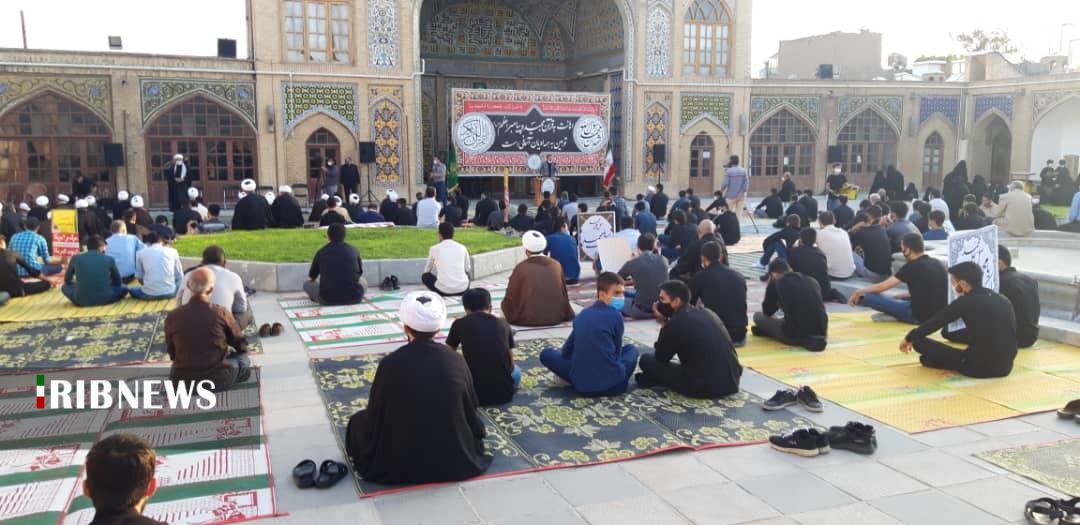 تجمع اعتراض آمیز مردم زنجان در محکومیت توهین به مقدسات اسلام تجمع اعتراض آمیز مردم زنجان در محکومیت توهین به مقدسات اسلام