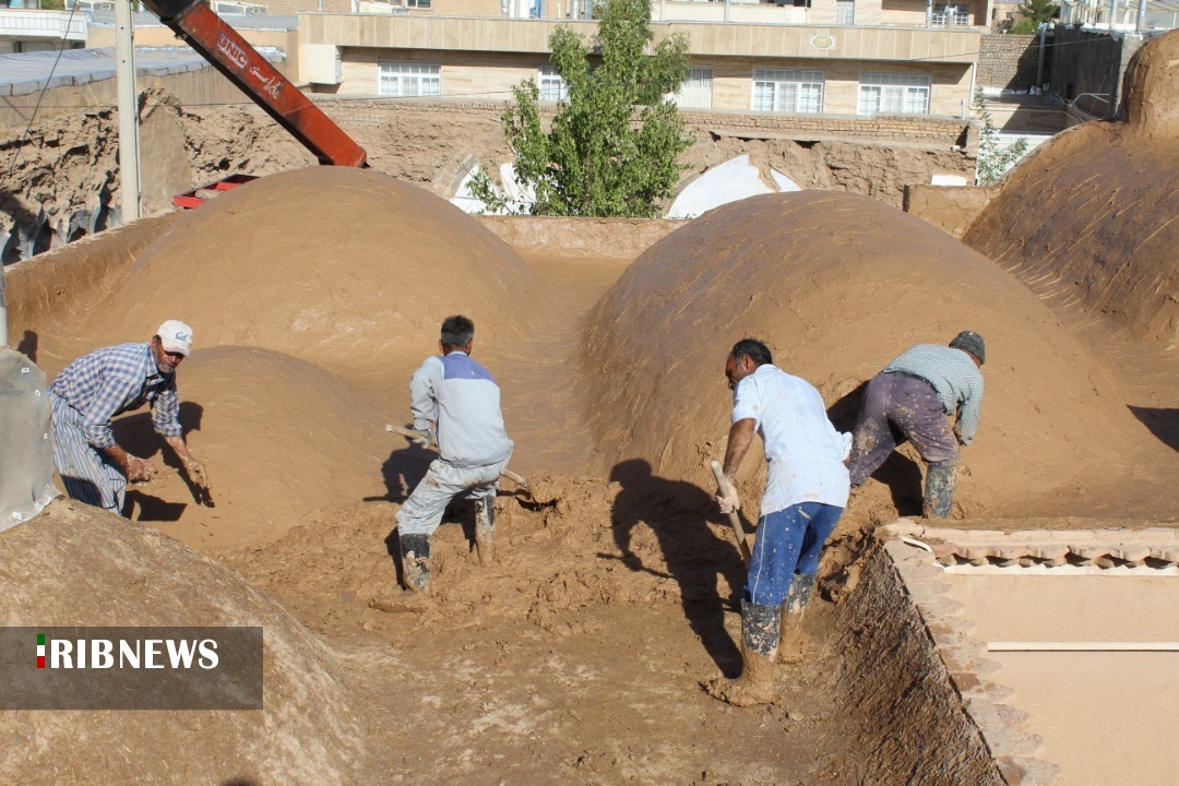 مرمت سنتی پشت بام منزل اولین عکاس خراسان مرمت سنتی پشت بام منزل اولین عکاس خراسان