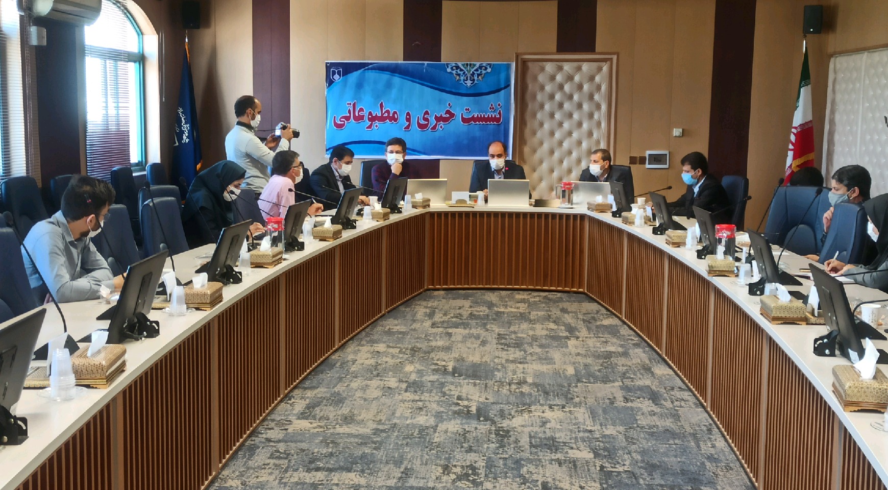 بستری شدن بیماران کرونایی، لورژانسی و سرطانی در مراکز درمانی بستری شدن بیماران کرونایی، لورژانسی و سرطانی در مراکز درمانی