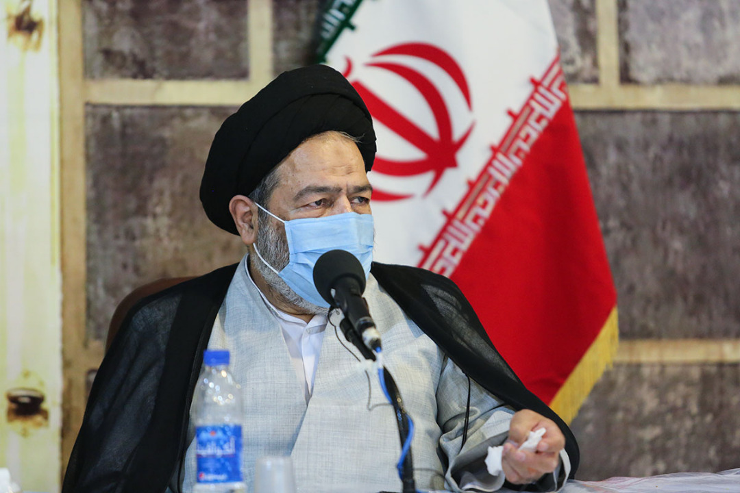 ستاد مبارزه با کرونا در خصوص منع سفرهای زیارتی عتبات تجدید نظر کند