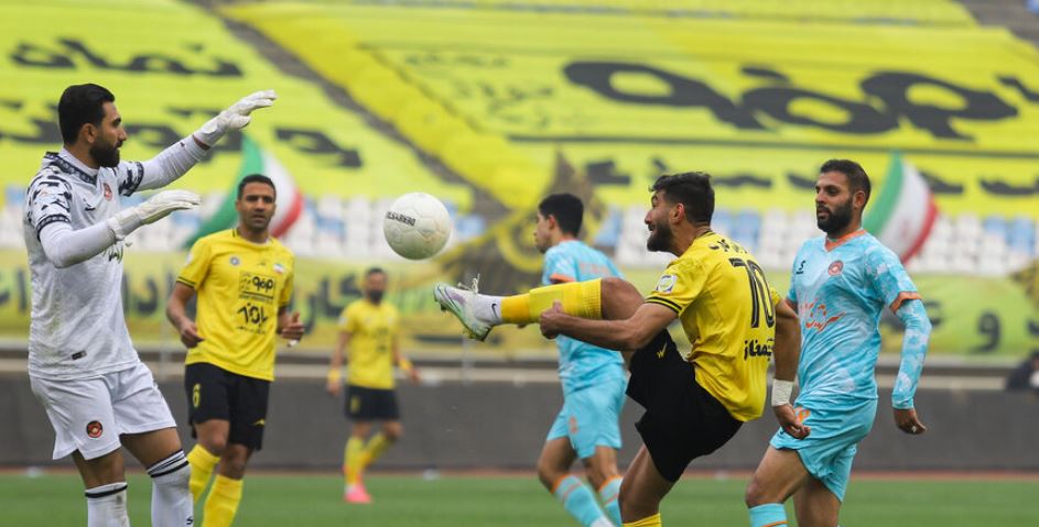 برد شیرین شاگردان قلعه نویی در آبادان