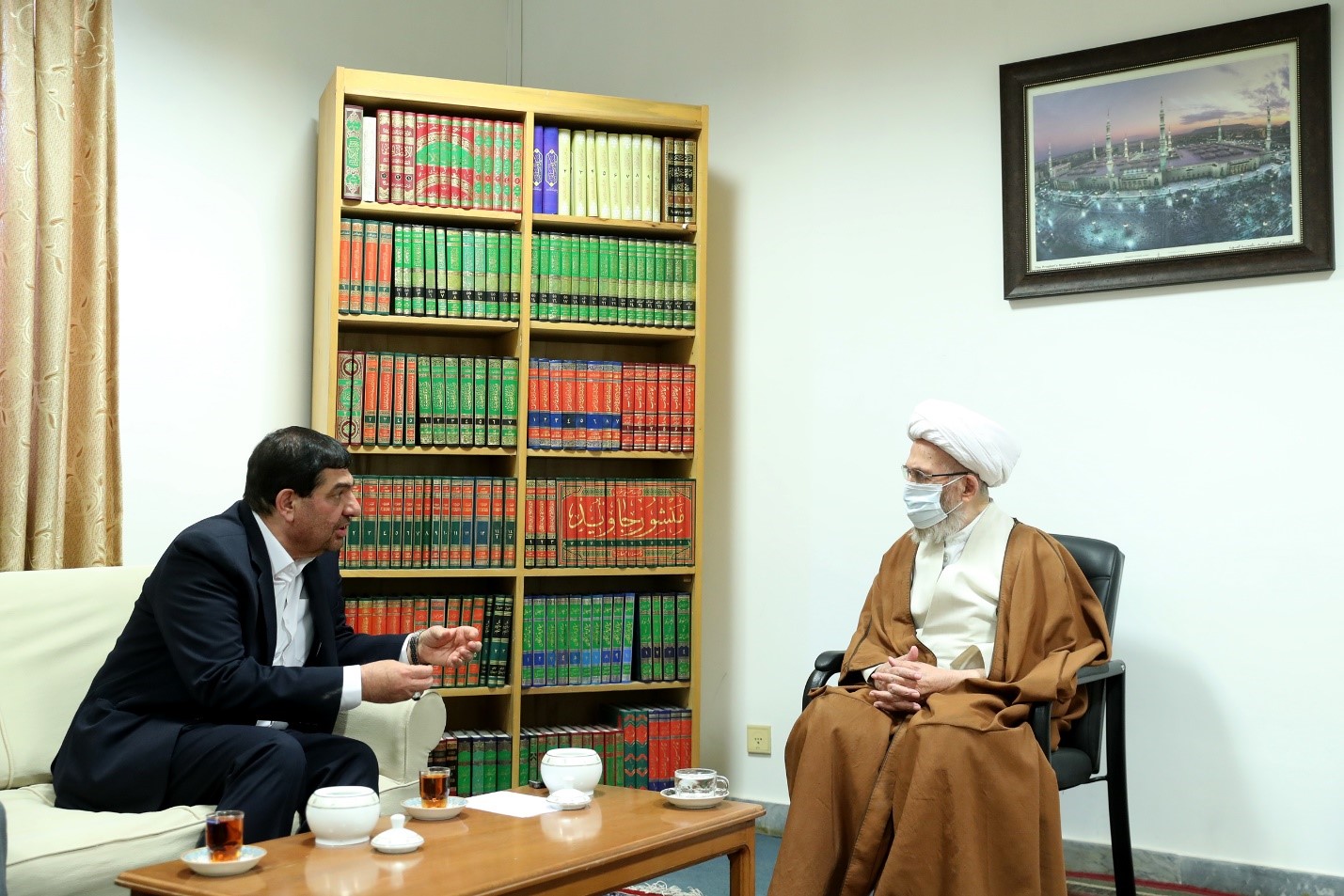 مشکلی برای تأمین کالاهای اساسی نداریم مشکلی برای تأمین کالاهای اساسی نداریم