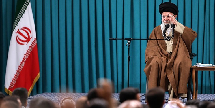 رهبر انقلاب: همه باید برای حضور مردم در صحنه تلاش کنند رهبر انقلاب: همه باید برای حضور مردم در صحنه تلاش کنند