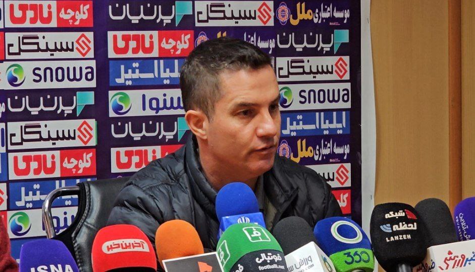 مربی پرسپولیس: نقاط ضعف شمس آذر را می‌دانیم