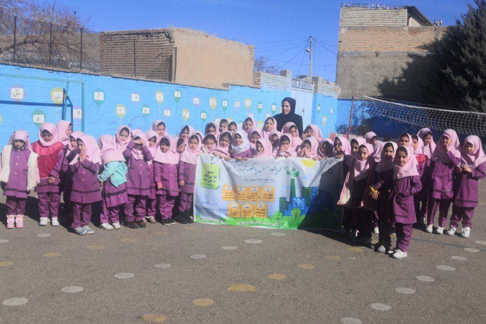 برنامه های متنوع آموزشی در شهرستان تکاب به مناسبت هفته هوای پاک برنامه های متنوع آموزشی در شهرستان تکاب به مناسبت هفته هوای پاک