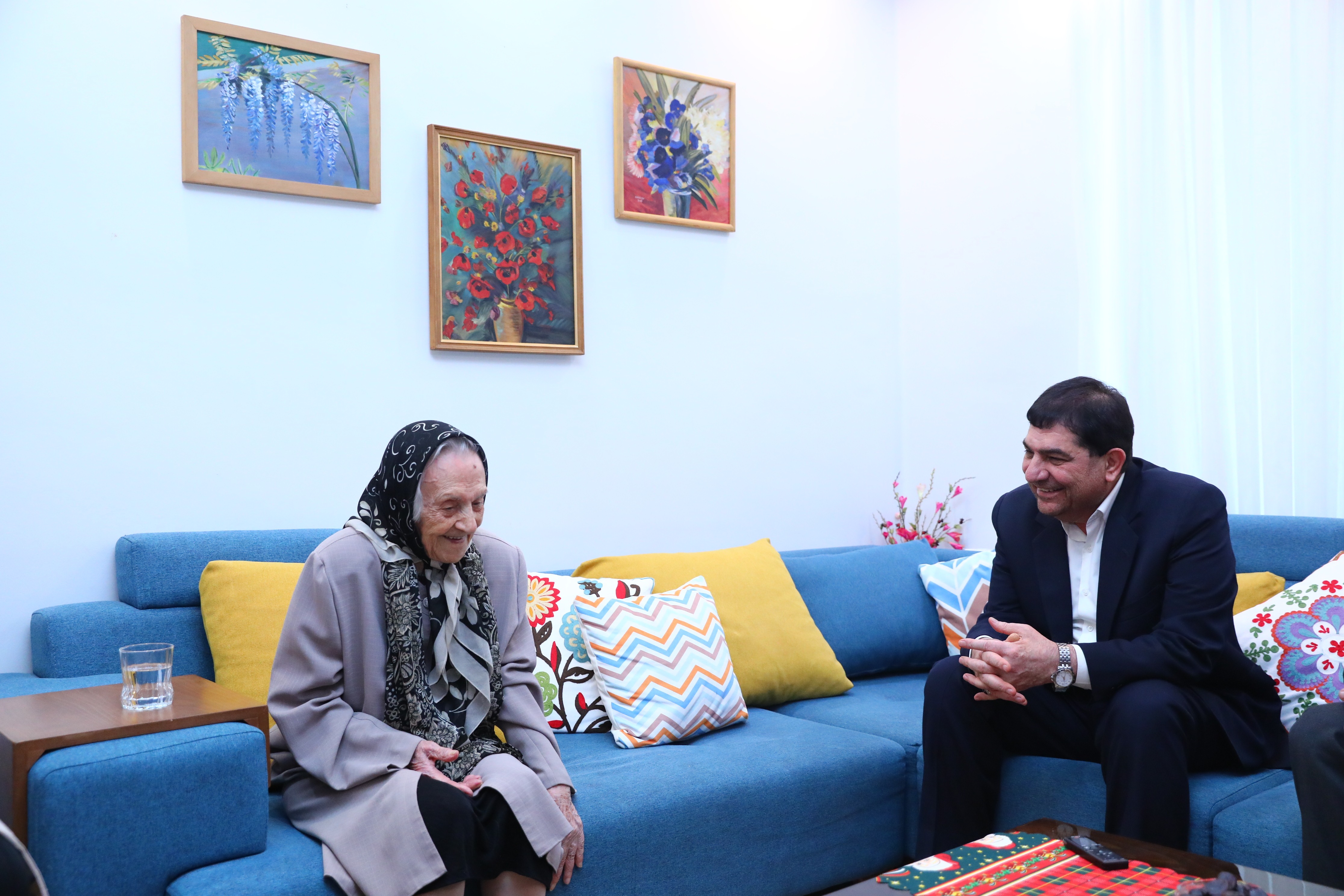 ** دیدار و گفتگوی مخبر با خانواده شهید تومانیان