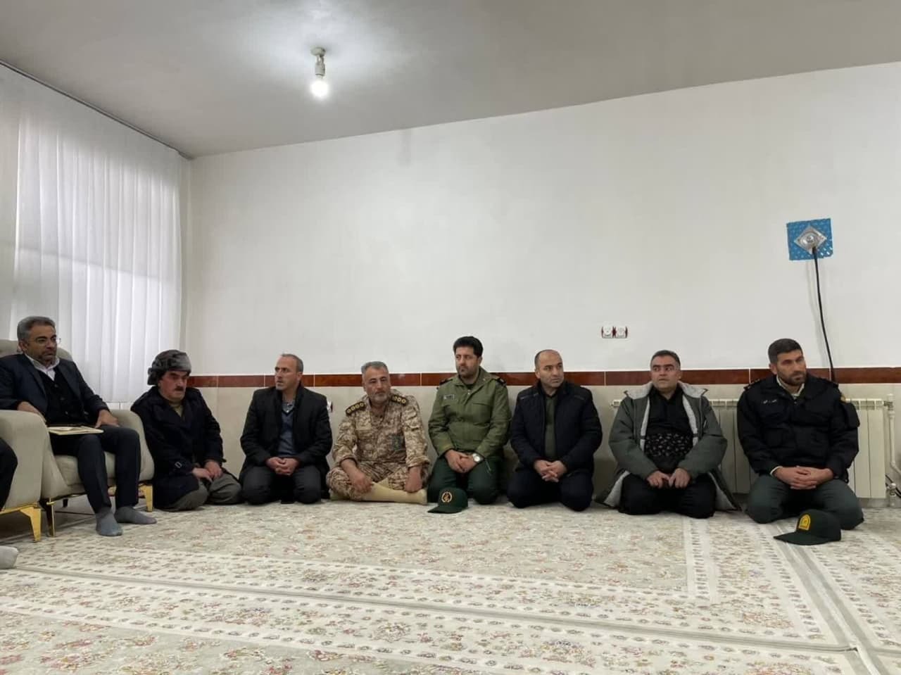 تکریم خانواده معظم شهدا و ایثارگر به مناسبت گرامیداشت دهه فجر تکریم خانواده معظم شهدا و ایثارگر به مناسبت گرامیداشت دهه فجر