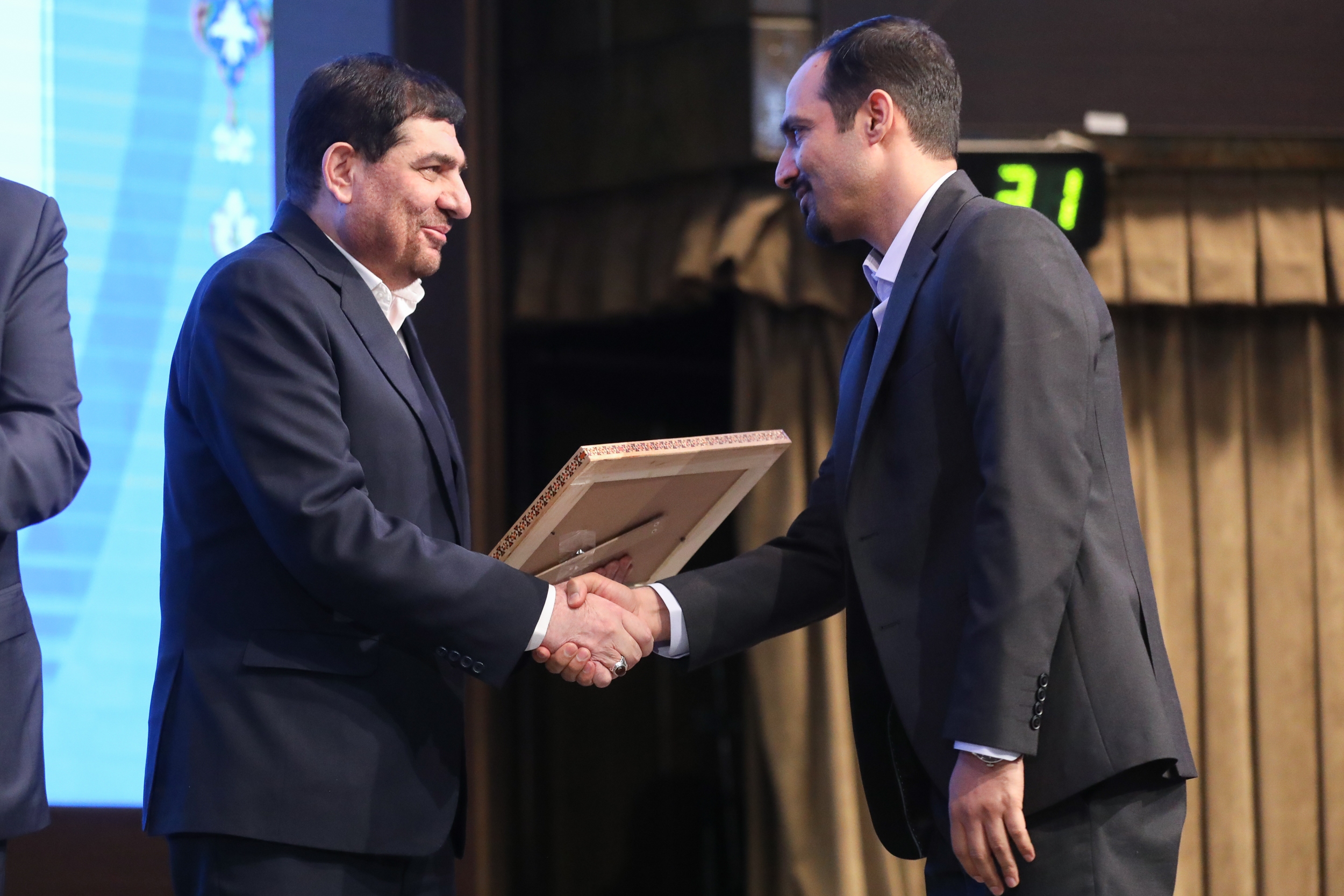 ** لزوم حرکت به سمت تولید ۱۰۰ درصدی دارو