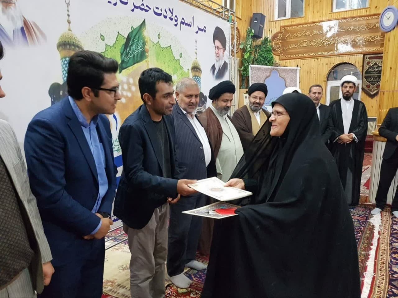 تجلیل از پرستاران ماکویی در  روز پرستار تجلیل از پرستاران ماکویی در  روز پرستار