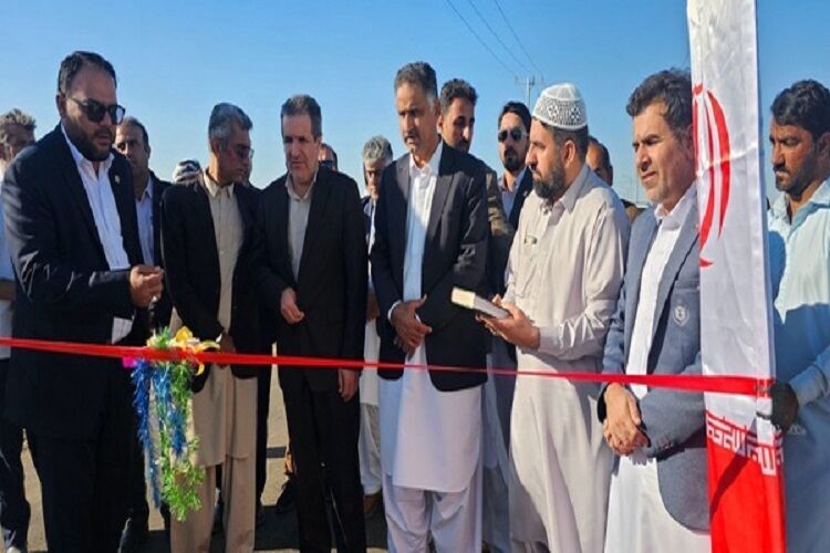 بهره برداری ناحیه صنعتی زرآباد در حاشیه دریای عمان بهره برداری ناحیه صنعتی زرآباد در حاشیه دریای عمان